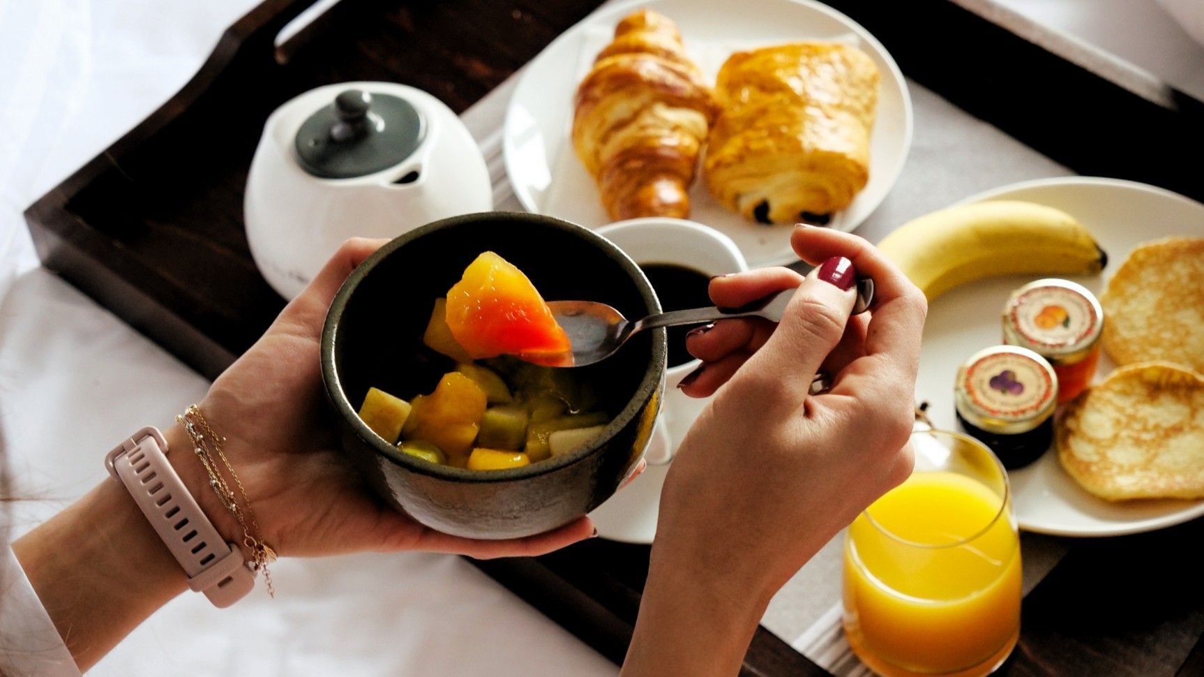 Breakfast with fruits, croissant, fresh juice Chalet Whymper Chamonix