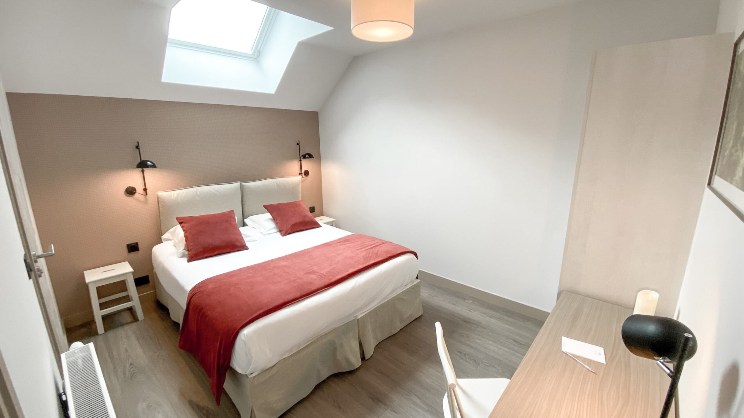 comfortable double bedroom 3-room duplex apartment
