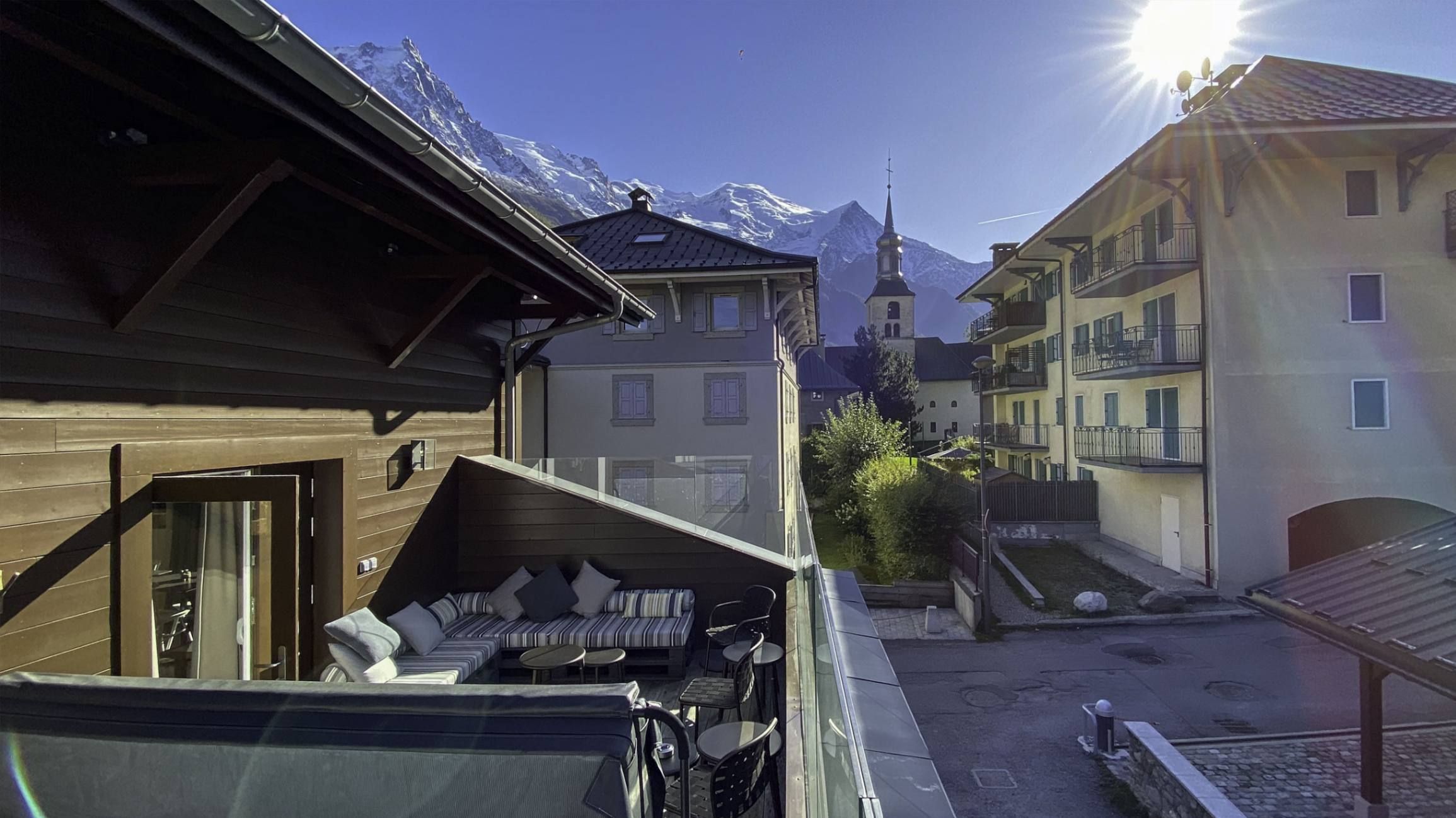 Chalet Whymper Balcony with Mont Blanc view 